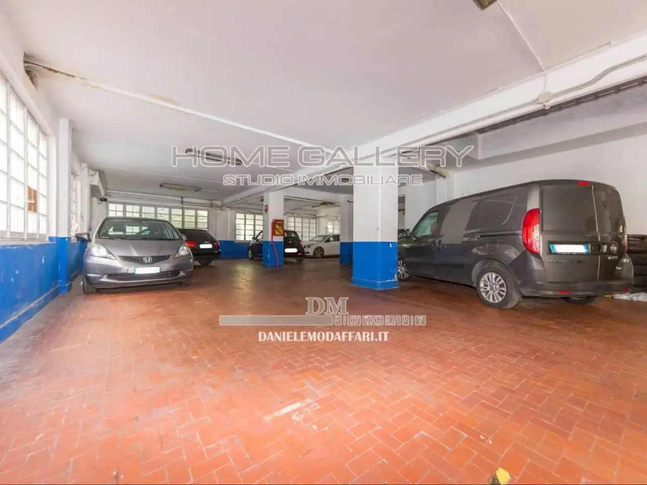 Negozio in Via San Bartolomeo del Fossato 8a, Genova, {3} - Foto 1