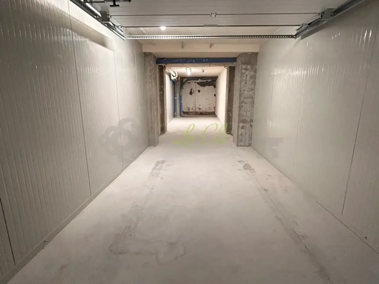 Parcheggio chiuso in Via Circonvallazione 53, Courmayeur, {3} - Foto 2