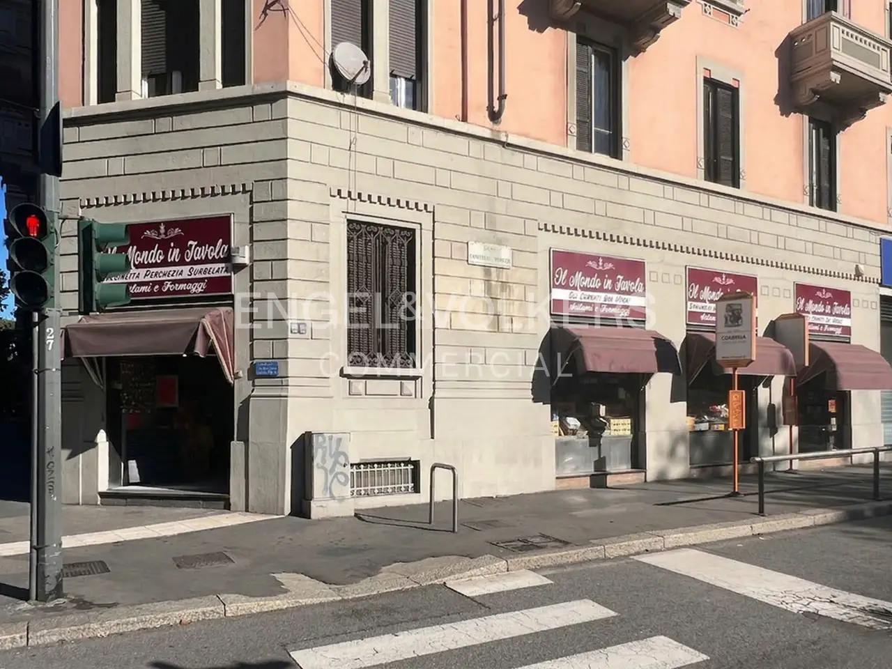 Negozio in Via Fratelli Bronzetti 37, Milano, {3} - Foto 1
