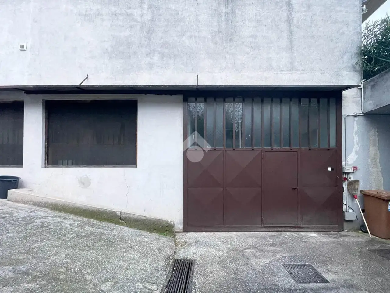 Magazzino in Via Nazionale 17, Puegnago Sul Garda, {3} - Foto 1