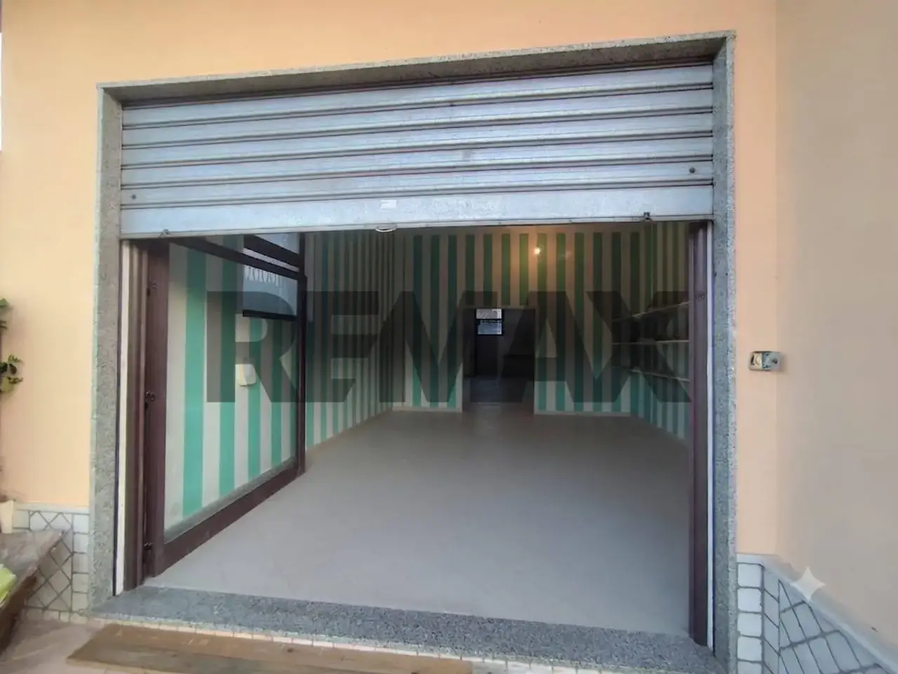 Negozio in , Santi Cosma E Damiano, {3} - Foto 1