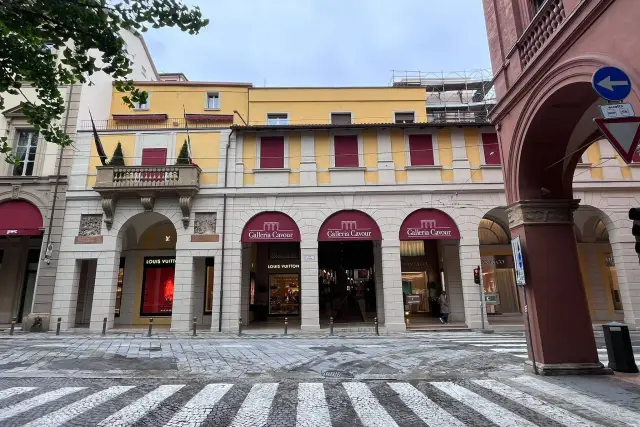 Ufficio condiviso in Galleria Camillo Benso di Cavour 3, Bologna - Foto 1