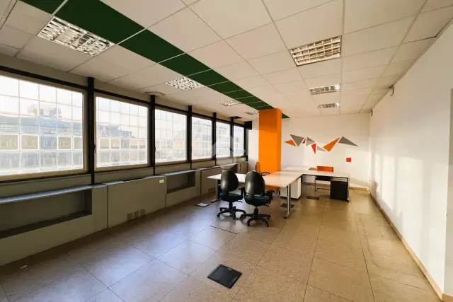 Ufficio in Via Antonio Cechov 48, Milano - Foto 1