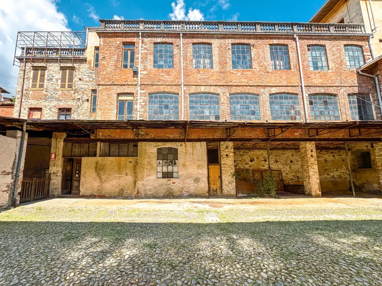 Capannone in Frazione Sant'Antonio 27, Valdilana, {3} - Foto 2