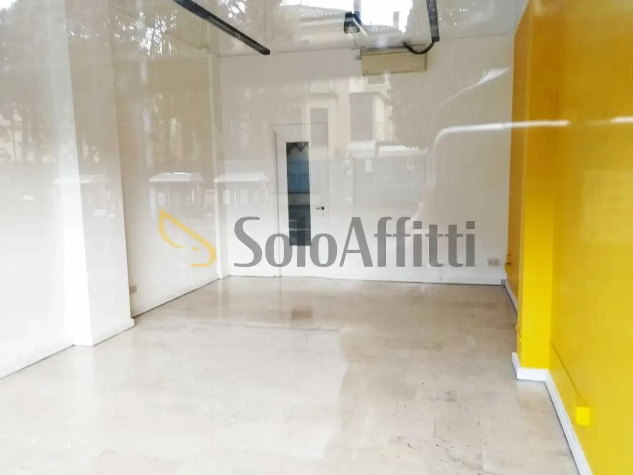 Negozio in Viale C. Sigonio, Modena, {3} - Foto 2