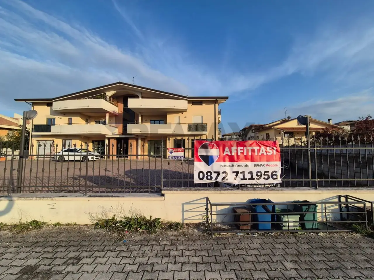 Negozio in Via Nazionale per Lanciano 200, Santa Maria Imbaro, {3} - Foto 1