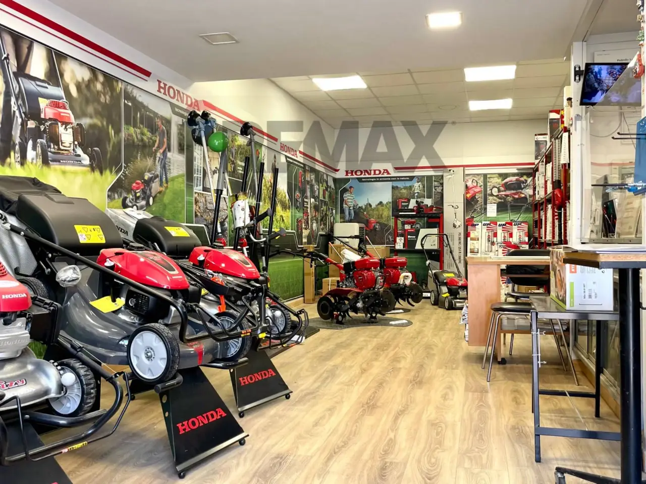 Esercizio commerciale in Via Francesco Crispi 176, Grammichele, {3} - Foto 1