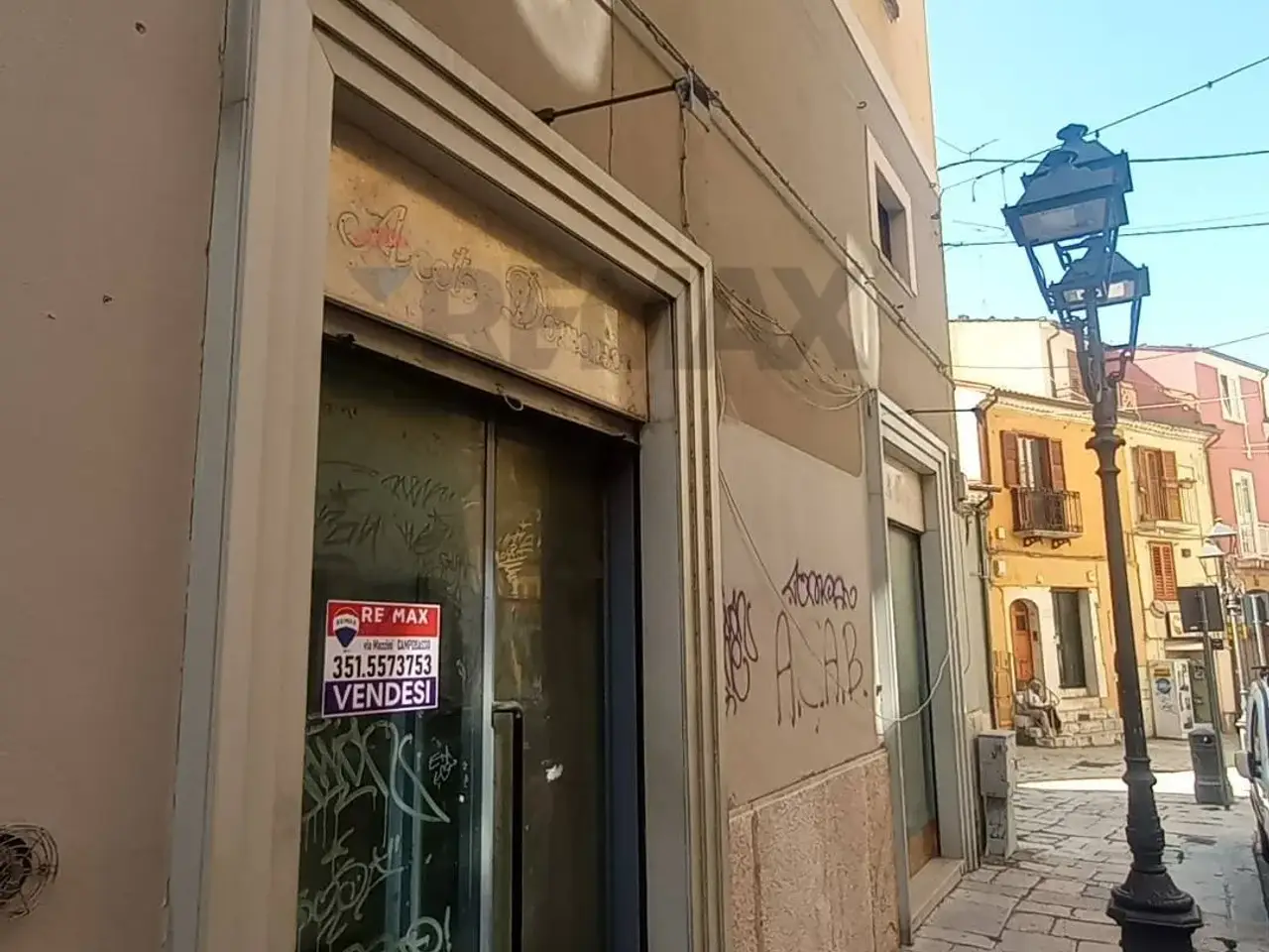 Negozio in Via Marconi 24, Campobasso, {3} - Foto 1