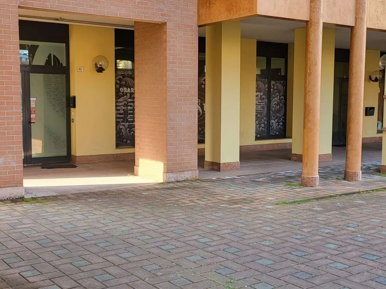 Negozio in , Modena, {3} - Foto 1