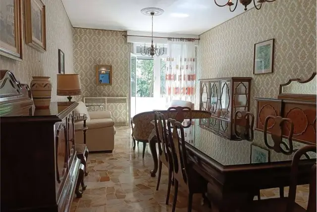 Vierzimmerwohnung in Corso Vittorio Veneto, 6, Ferrara - Foto 1