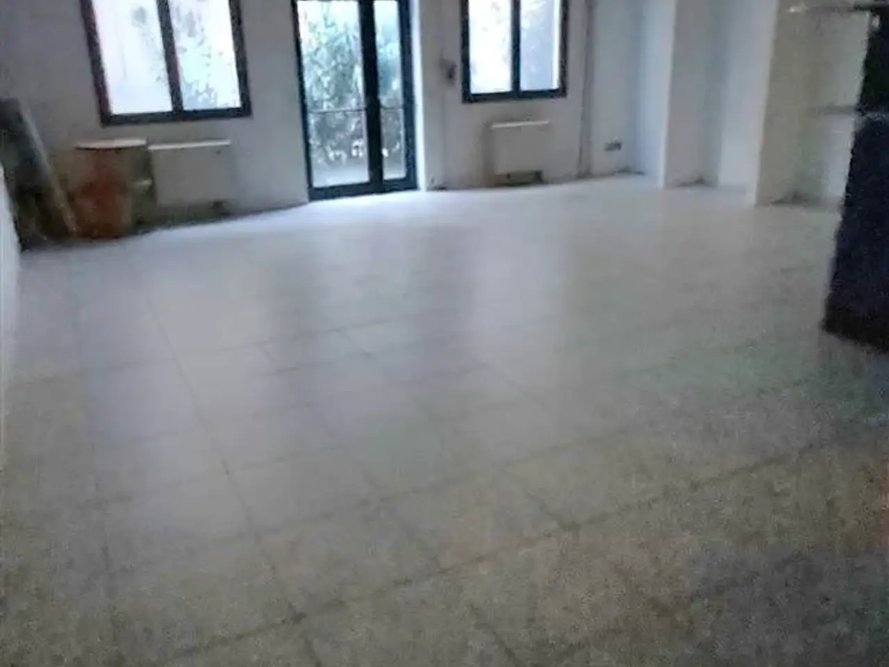 Negozio in , Cavezzo, {3} - Foto 2
