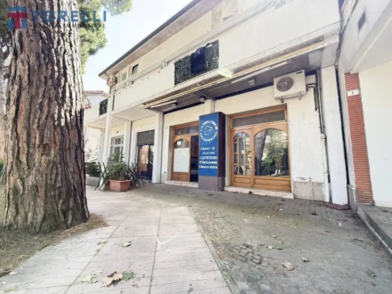Negozio in Piazza Marcianò 2, Bellaria-Igea Marina, {3} - Foto 2