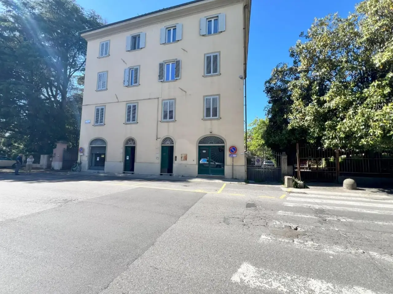 Negozio in , Lucca, {3} - Foto 2