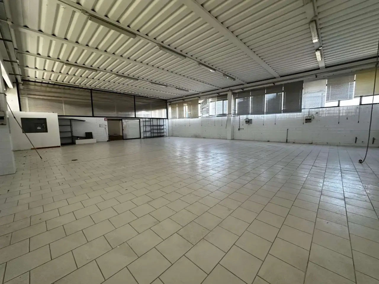 Magazzino in , Sarzana, {3} - Foto 2