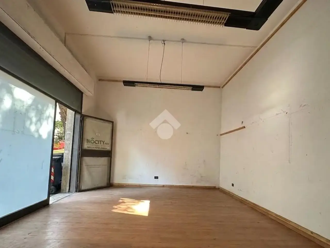 Negozio in Via Placido Geraci 4, Reggio Calabria, {3} - Foto 1