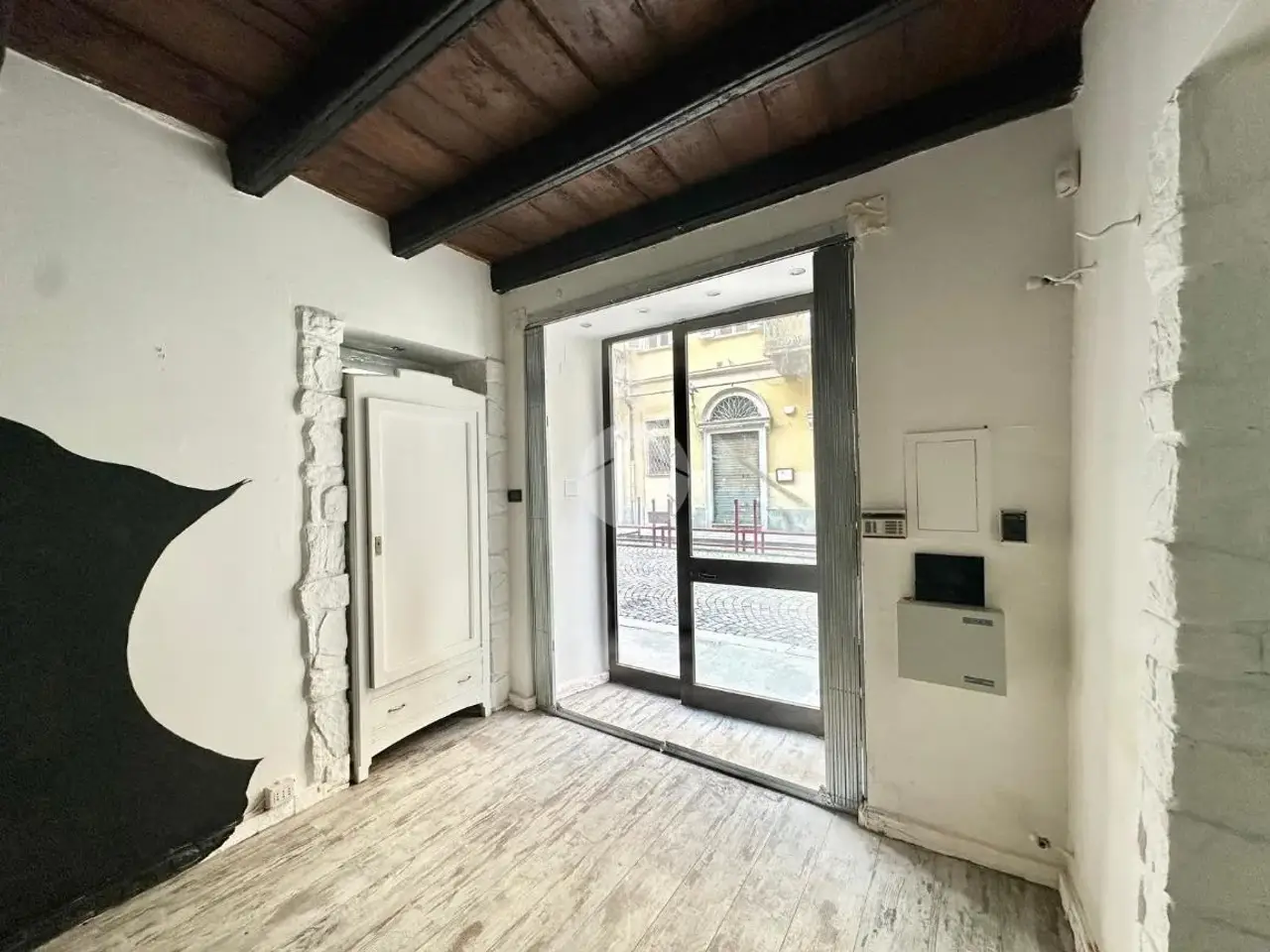 Negozio in Via della Misericordia 1, Torino, {3} - Foto 1