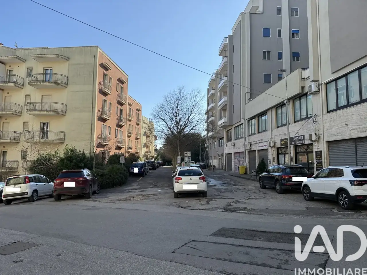 Laboratorio in Via I Parallela di Viale Europa, Martina Franca, {3} - Foto 2