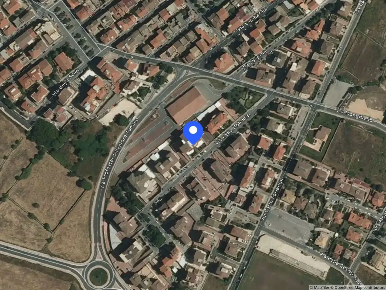 Magazzino in Via delle Dolomiti, 23, 97100 Ragusa Rg, Italia 23, Ragusa, {3} - Foto 1