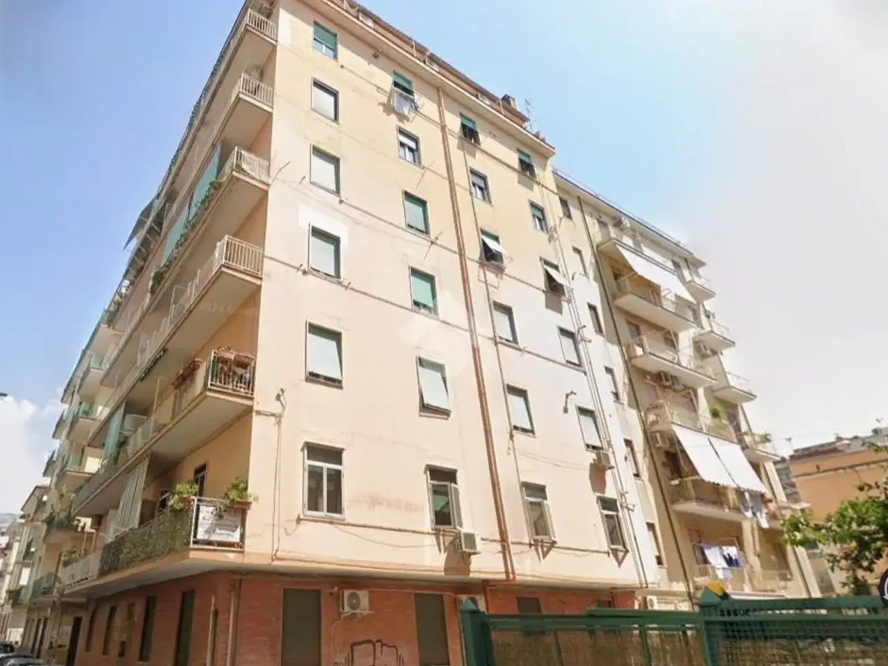 Magazzino in Via Lanzalone 12, Salerno, {3} - Foto 1