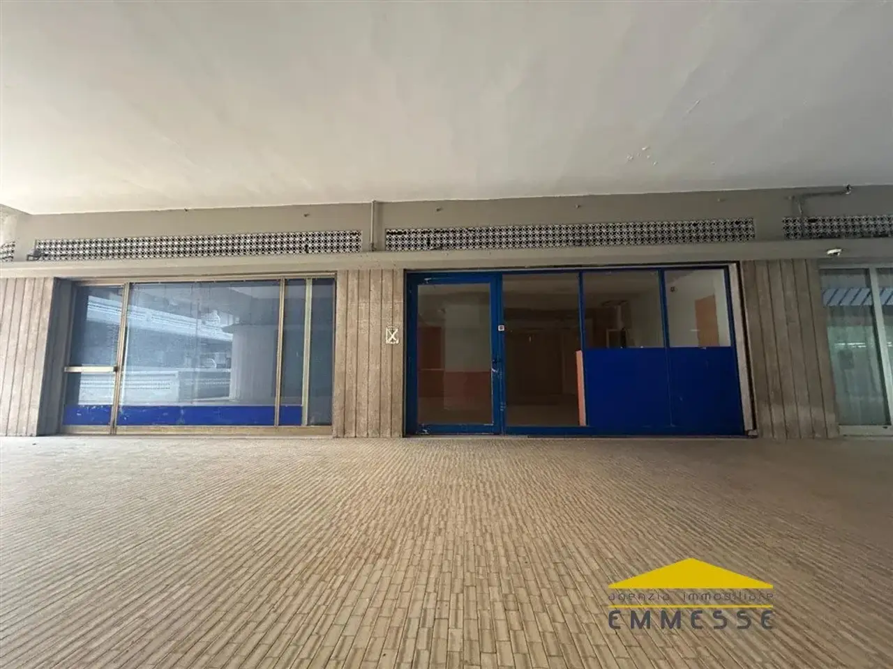 Negozio in , Carrara, {3} - Foto 1