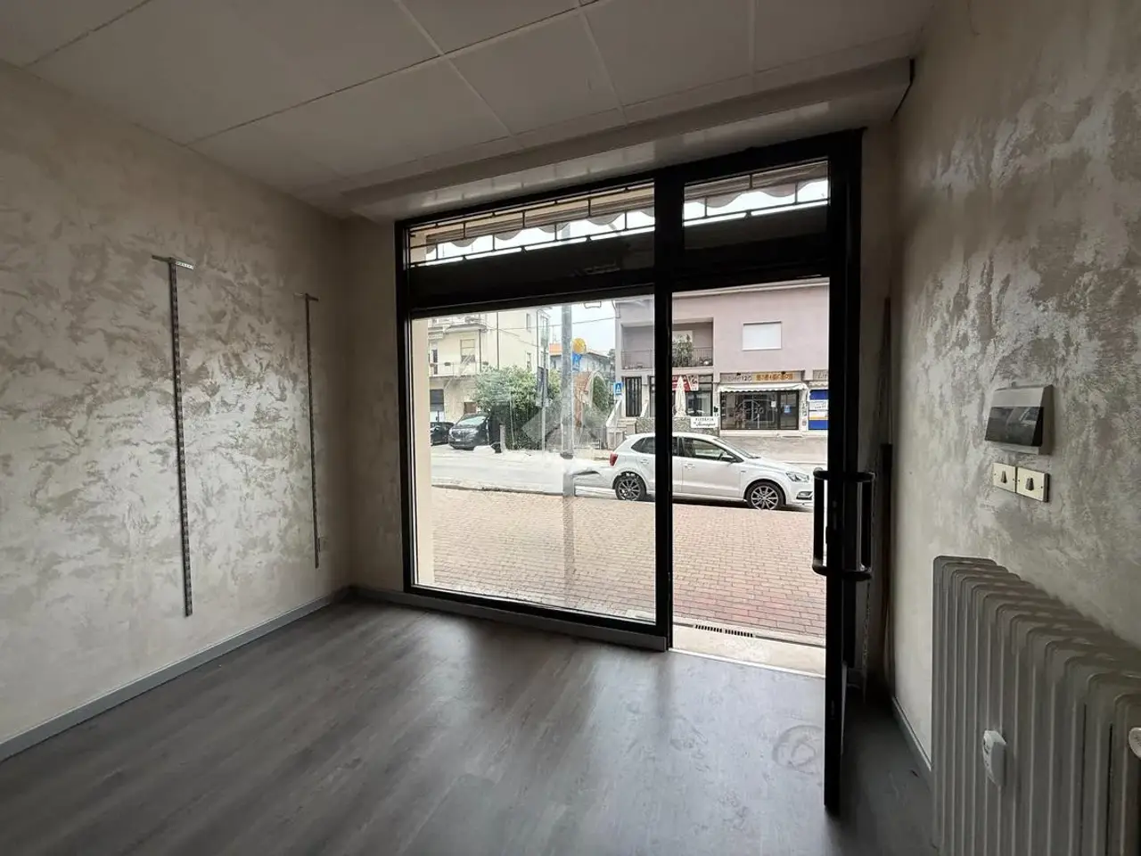 Negozio in Via Savio 792, Cesena, {3} - Foto 1