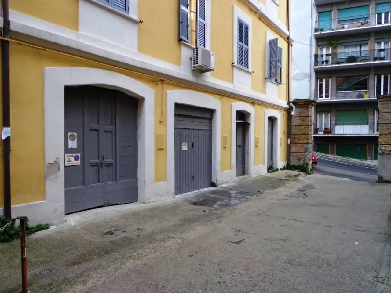 Magazzino in Via Cesare De Laurentiis, Chieti, {3} - Foto 1