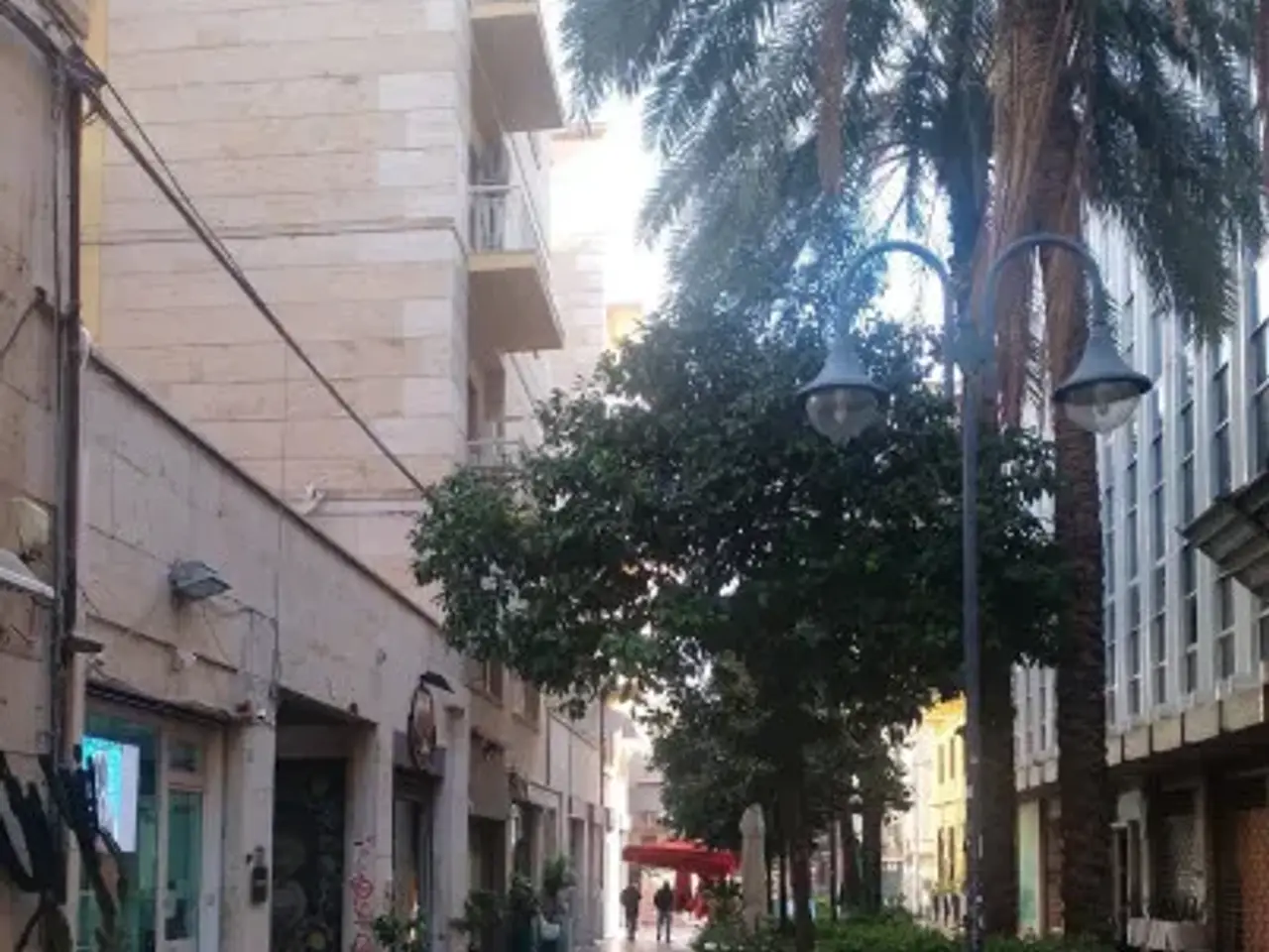 Negozio in Via Generale Vincenzo Magliocco 24, Palermo, {3} - Foto 1