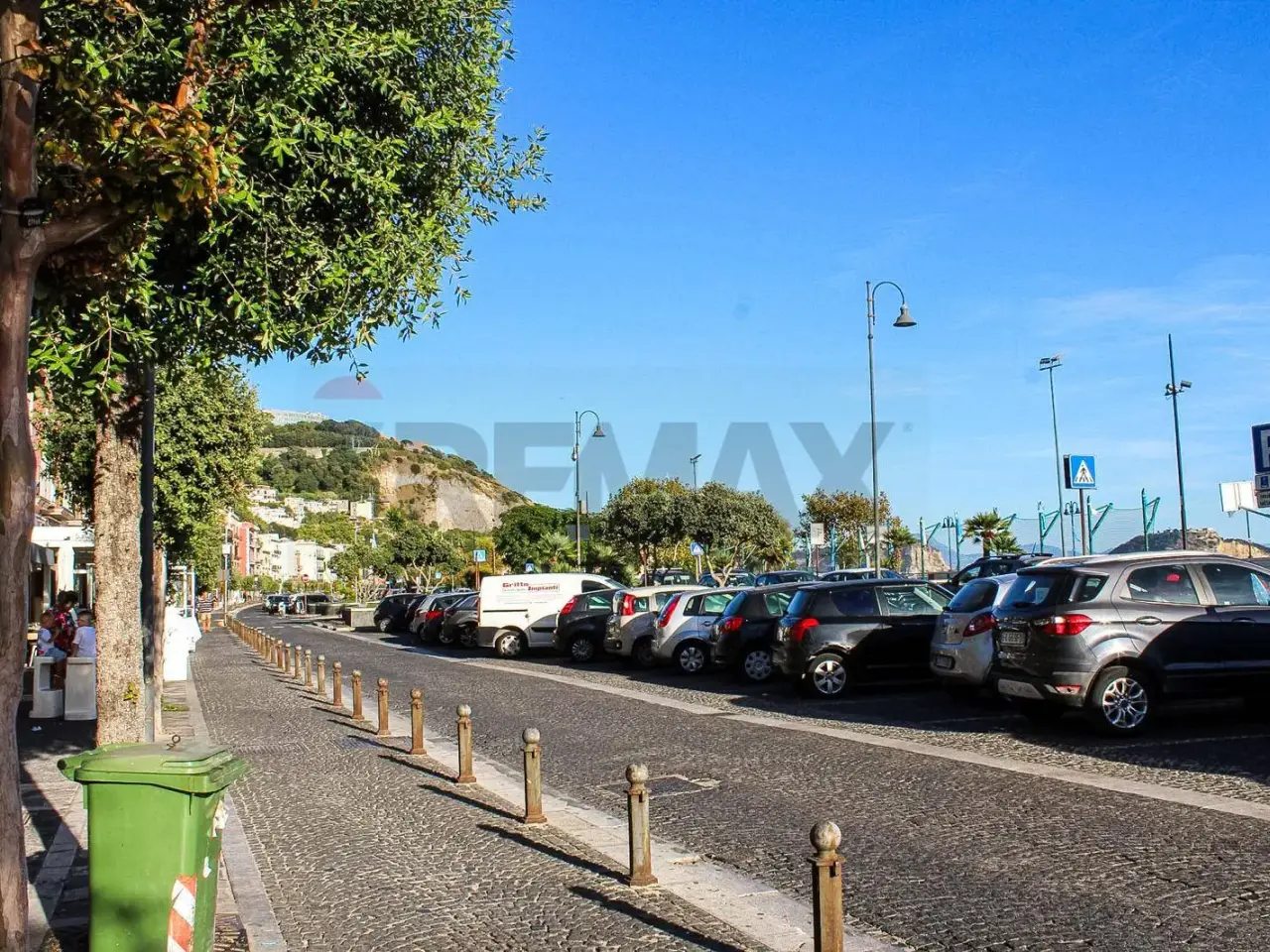 Negozio in Corso Umberto I 53, Pozzuoli, {3} - Foto 2