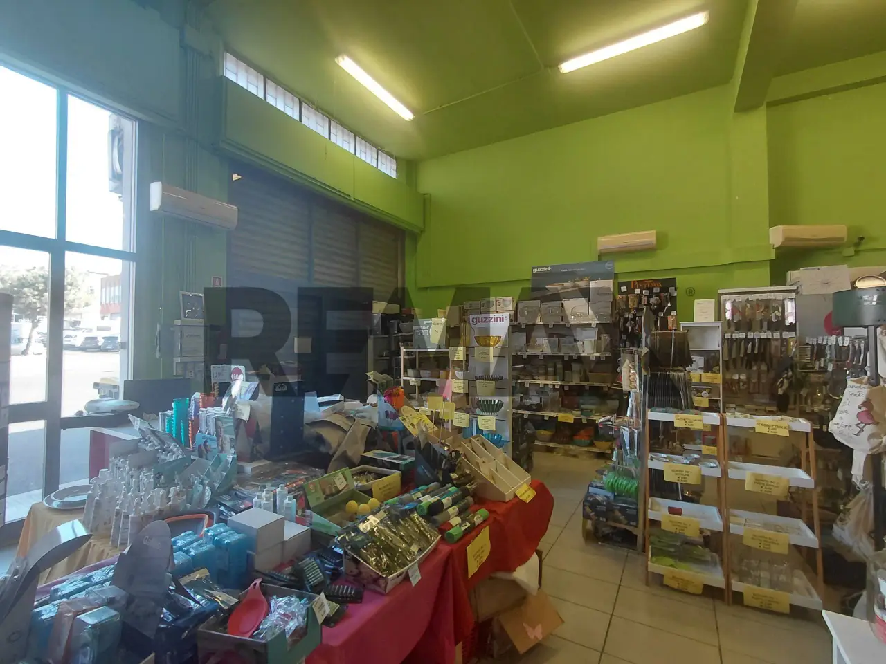 Negozio in Via Pezzotti 10, Ancona, {3} - Foto 2