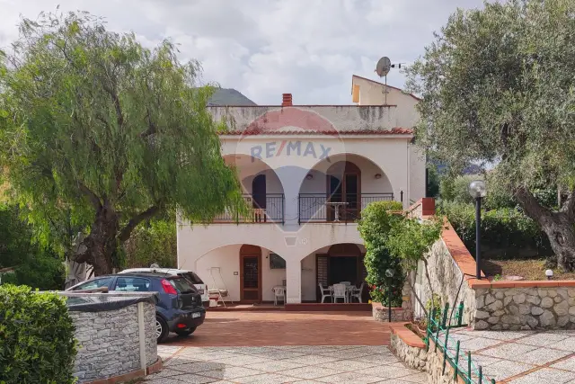 Villa in vendita, Chiesazza Passi 13, Altavilla Milicia - Foto 1