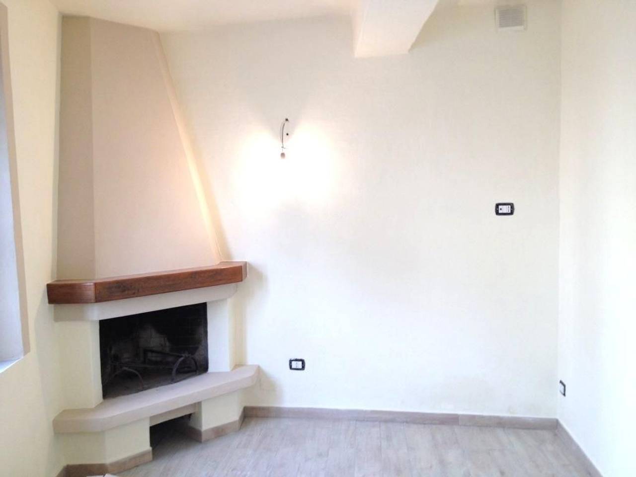 casa indipendente in vendita a Lucca in zona zona Arancio