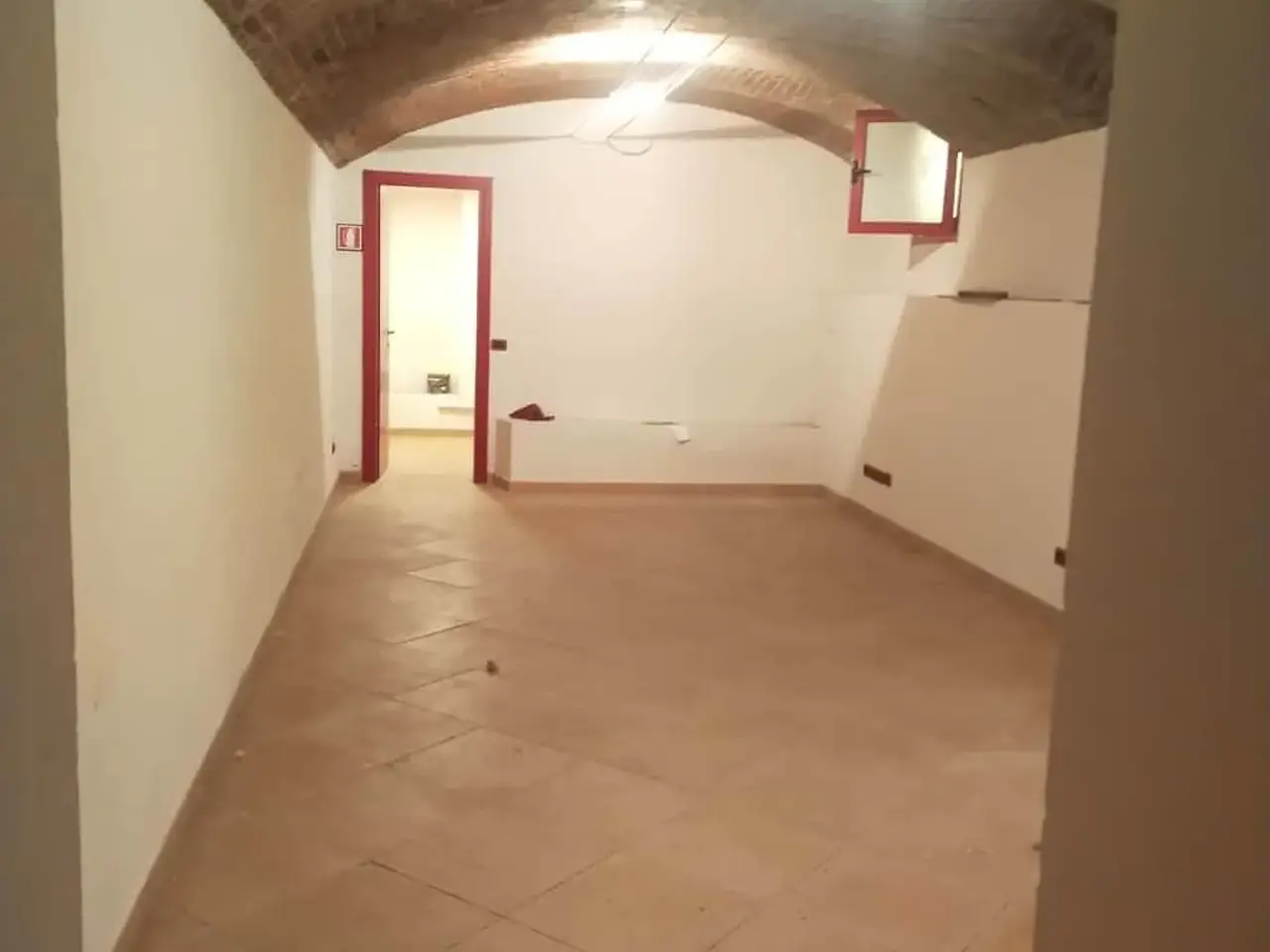 Magazzino in Via Raffaello Sanzio, Milano, {3} - Foto 2