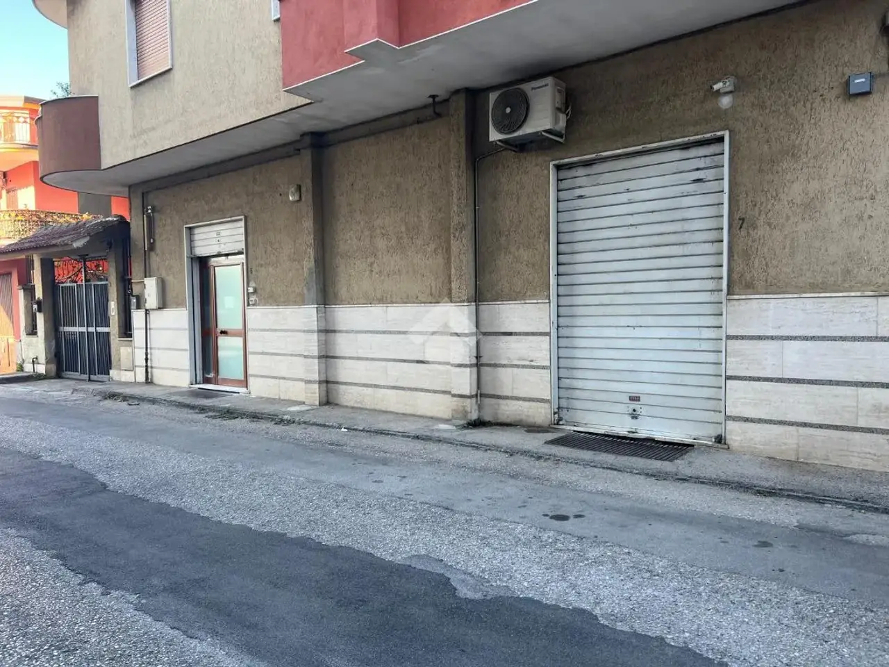 Magazzino in Via Monte Taburno 3, Casoria, {3} - Foto 1