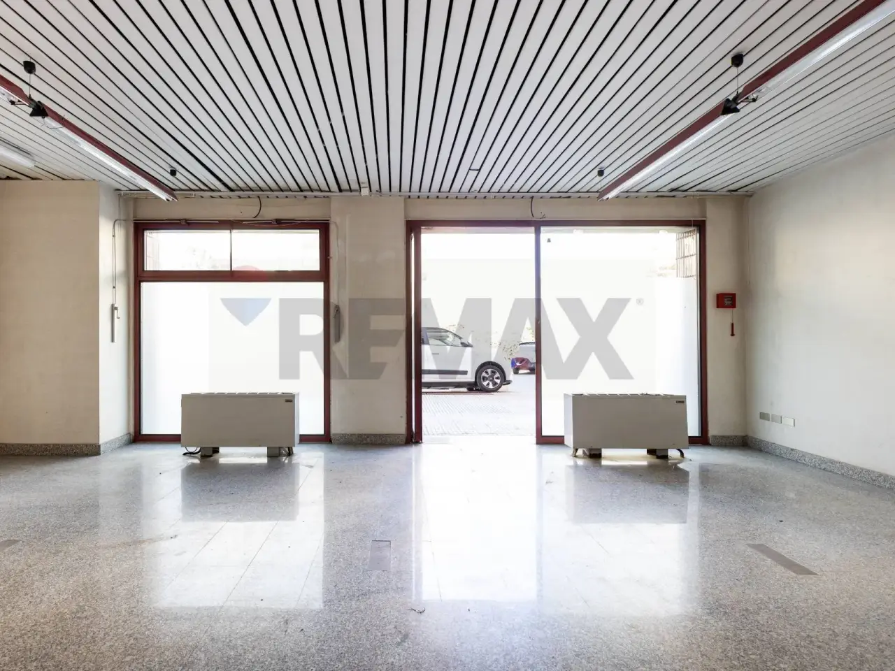 Negozio in Via Danimarca 123, Quartu Sant'Elena, {3} - Foto 2