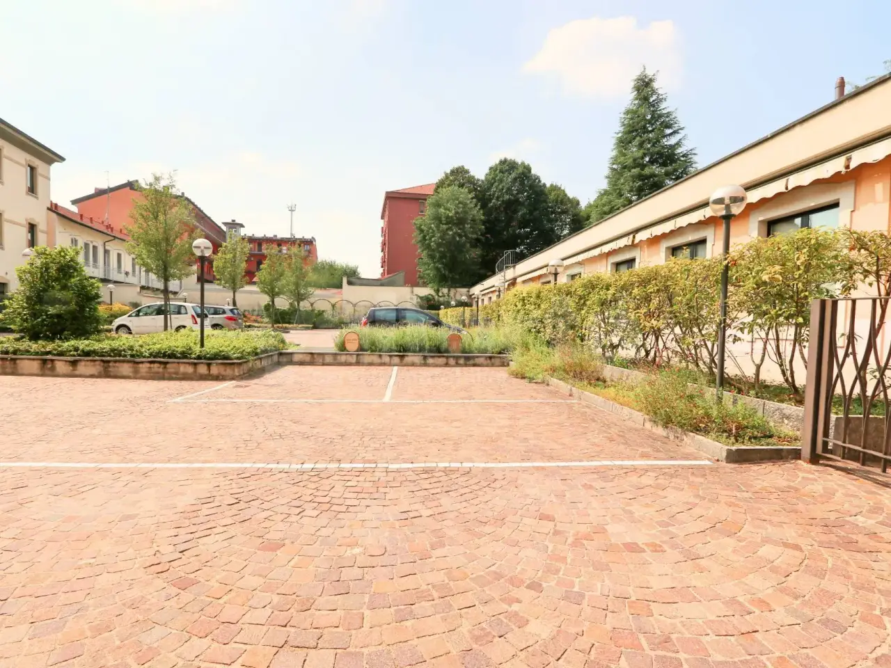 Ufficio in Corso Milano 46, Monza, {3} - Foto 2