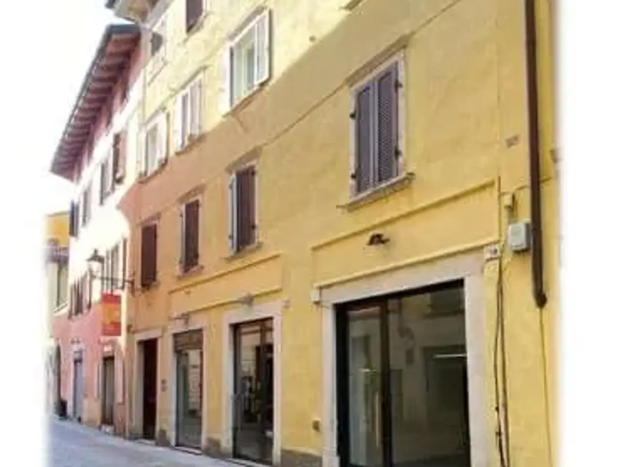 Negozio in Via Garibaldi  19, Rovereto, {3} - Foto 1