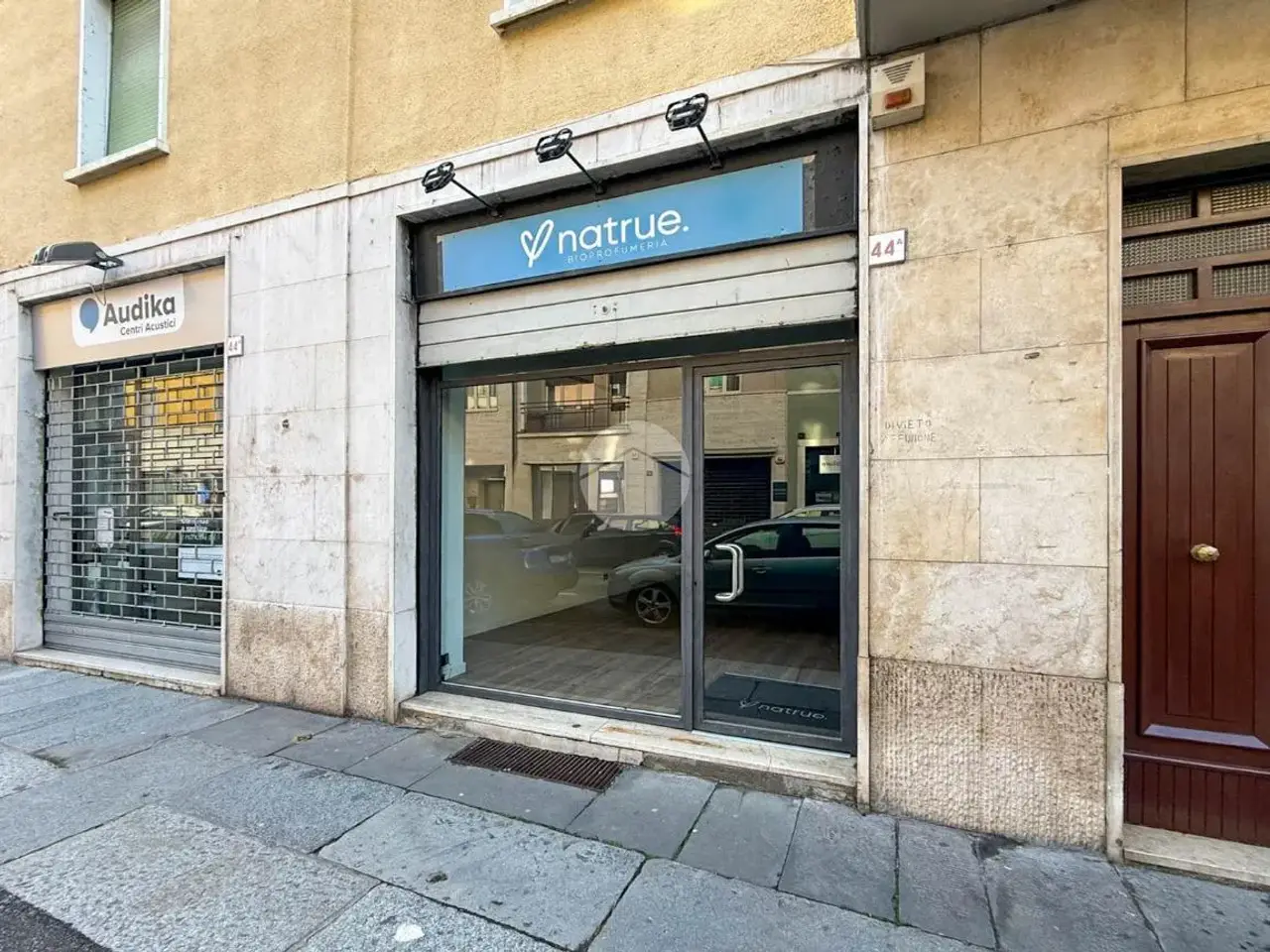 Negozio in Corso Cavour 44, Brescia, {3} - Foto 1