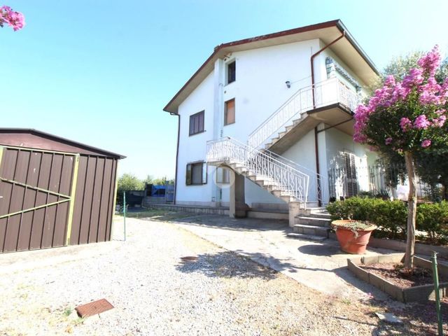 4-room flat in Via Via Marchesi Concetto, Monsummano Terme - Photo 1