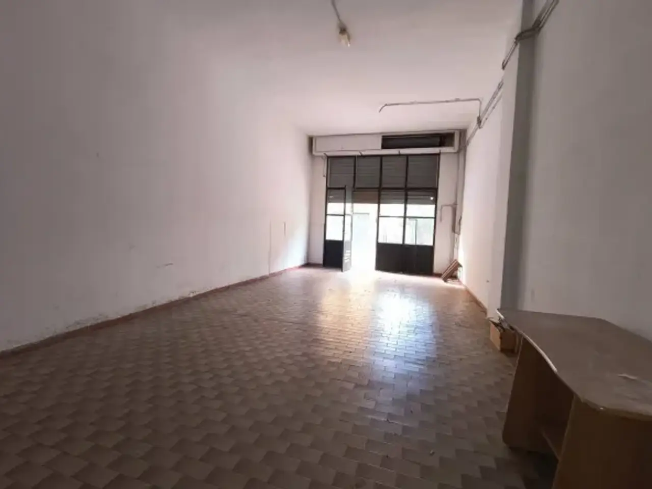 Negozio in Via Adua, Giffoni Valle Piana, {3} - Foto 1
