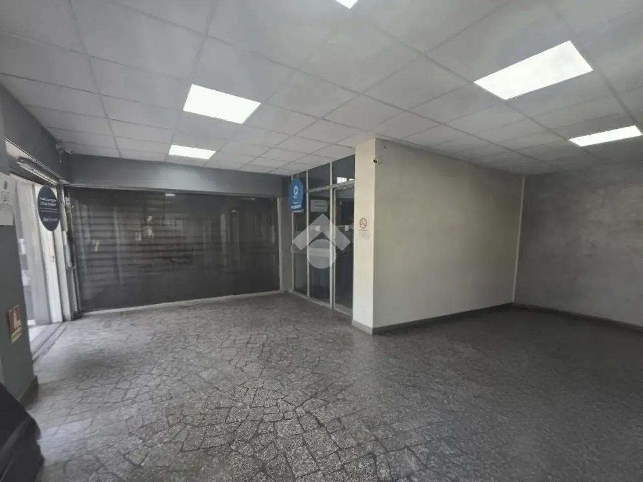 Negozio in Viale Vittorio Veneto, Grumello Del Monte, {3} - Foto 1