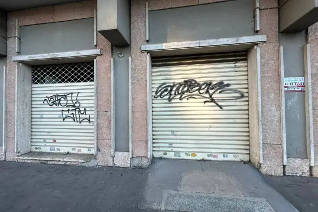 Negozio in Via Giordano Bruno 192, Torino - Foto 1