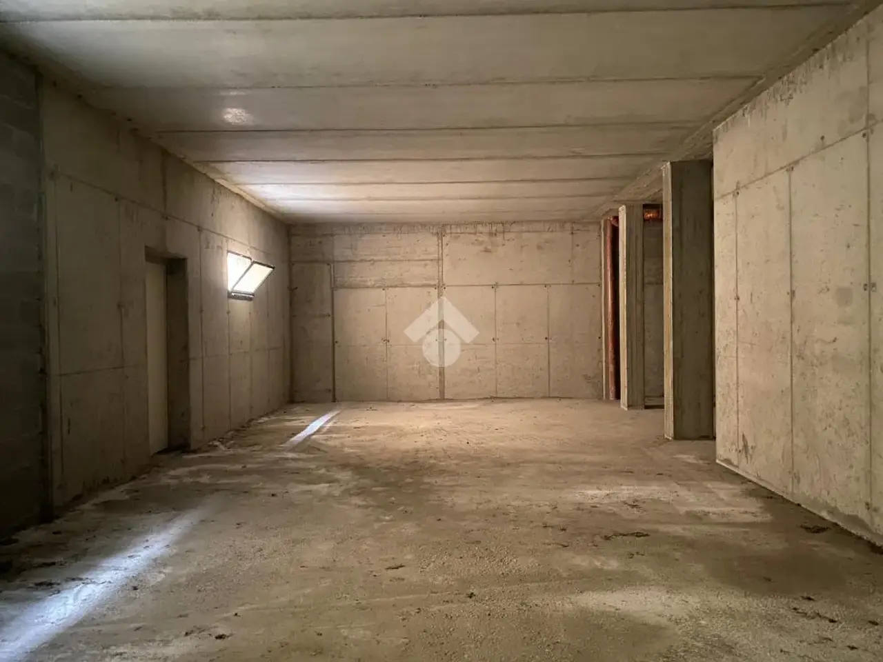 Magazzino in Via Giovanni da Verrazzano 2, Bergamo, {3} - Foto 1
