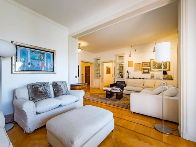 main gallery real estate image