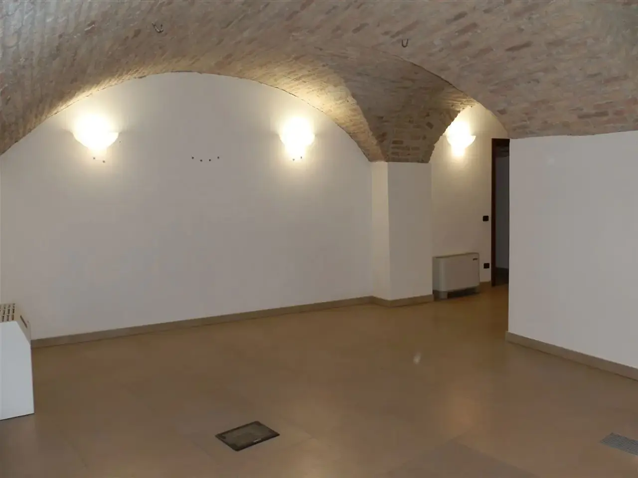 Ufficio in Via Paolo Gorini 37, Lodi, {3} - Foto 1