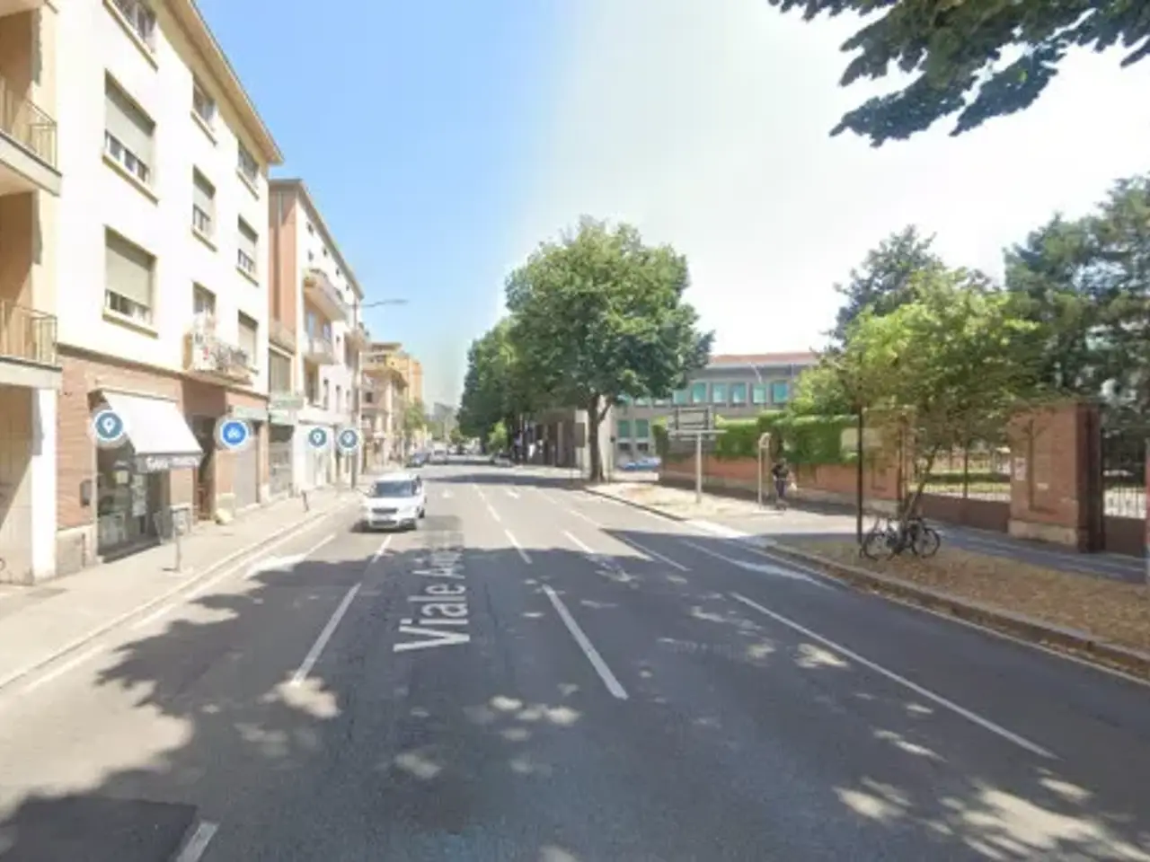 Tabaccheria in Viale Antonio Fratti, Parma, {3} - Foto 1