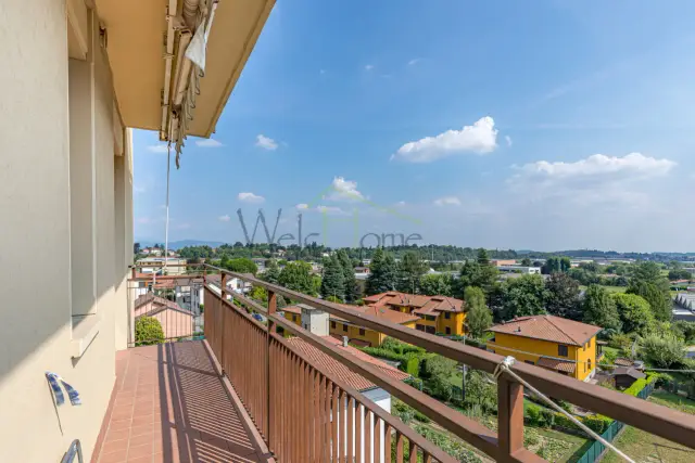 3-room flat in Vittorio Veneto 75, Albese con Cassano - Photo 1