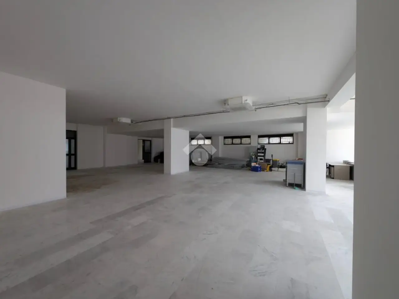 Magazzino in Via S. Nicola 23, Caserta, {3} - Foto 2