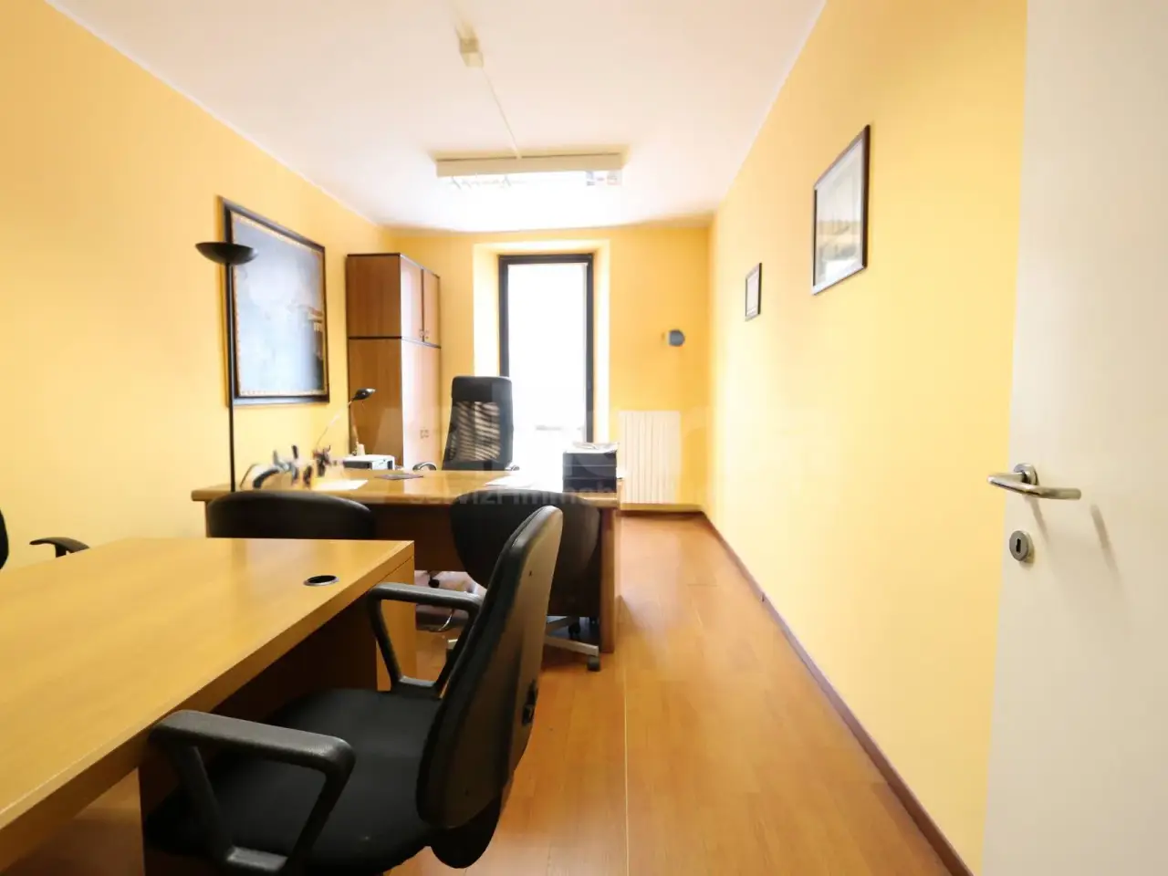 Ufficio in Via Carlo Alberto 1, Monza, {3} - Foto 1