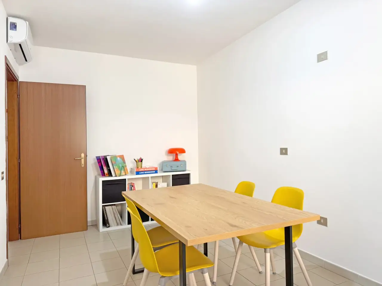 Ufficio in , Sanluri, {3} - Foto 1