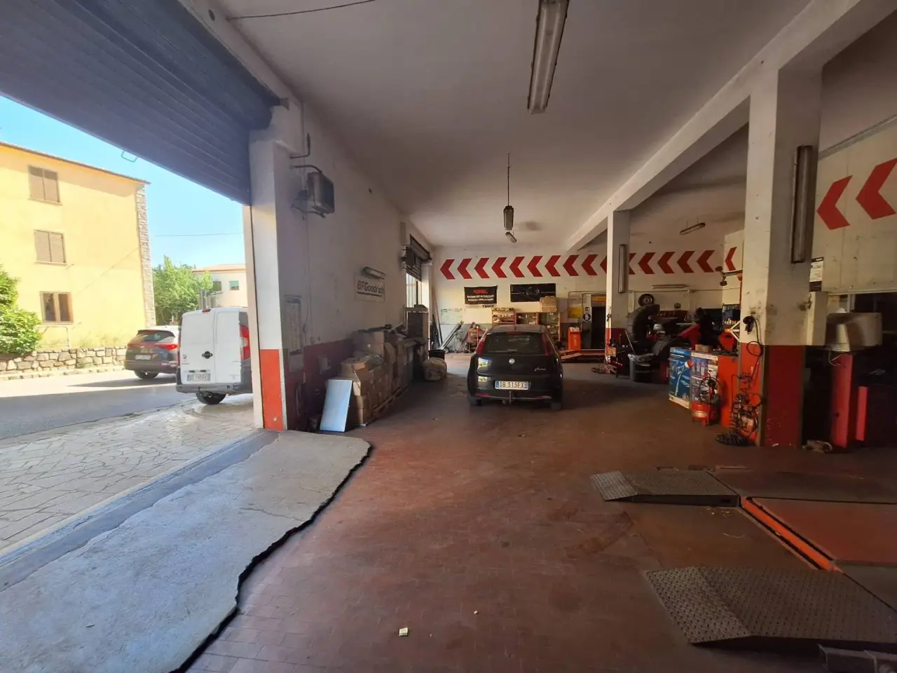 Negozio in Via Italia Unita 2, Tempio Pausania, {3} - Foto 1